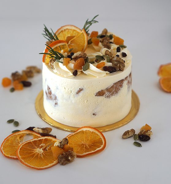 Carrot customized cake